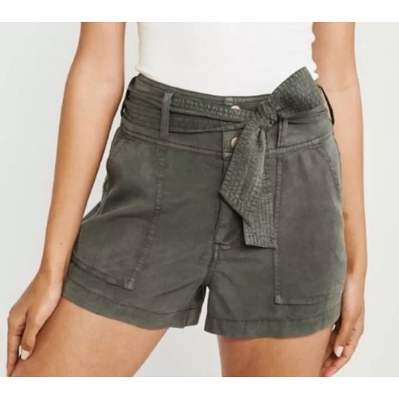 Abercrombie & Fitch Shorts Women's Size S Army Green Flowy 100% Lyocell Belted - Picture 1 of 9
